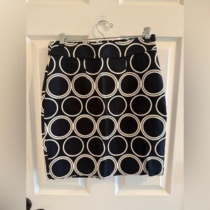 Banana Republic Navy Circle Printed Pencil Skirt Size 0P